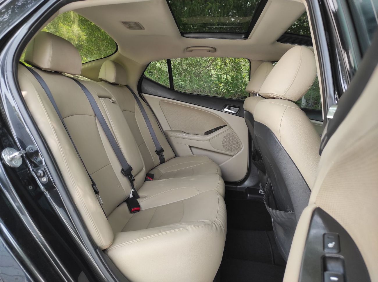 Kia Optima SX 2.0L Kia Optima 2013 Hybrid Sx Full options no1