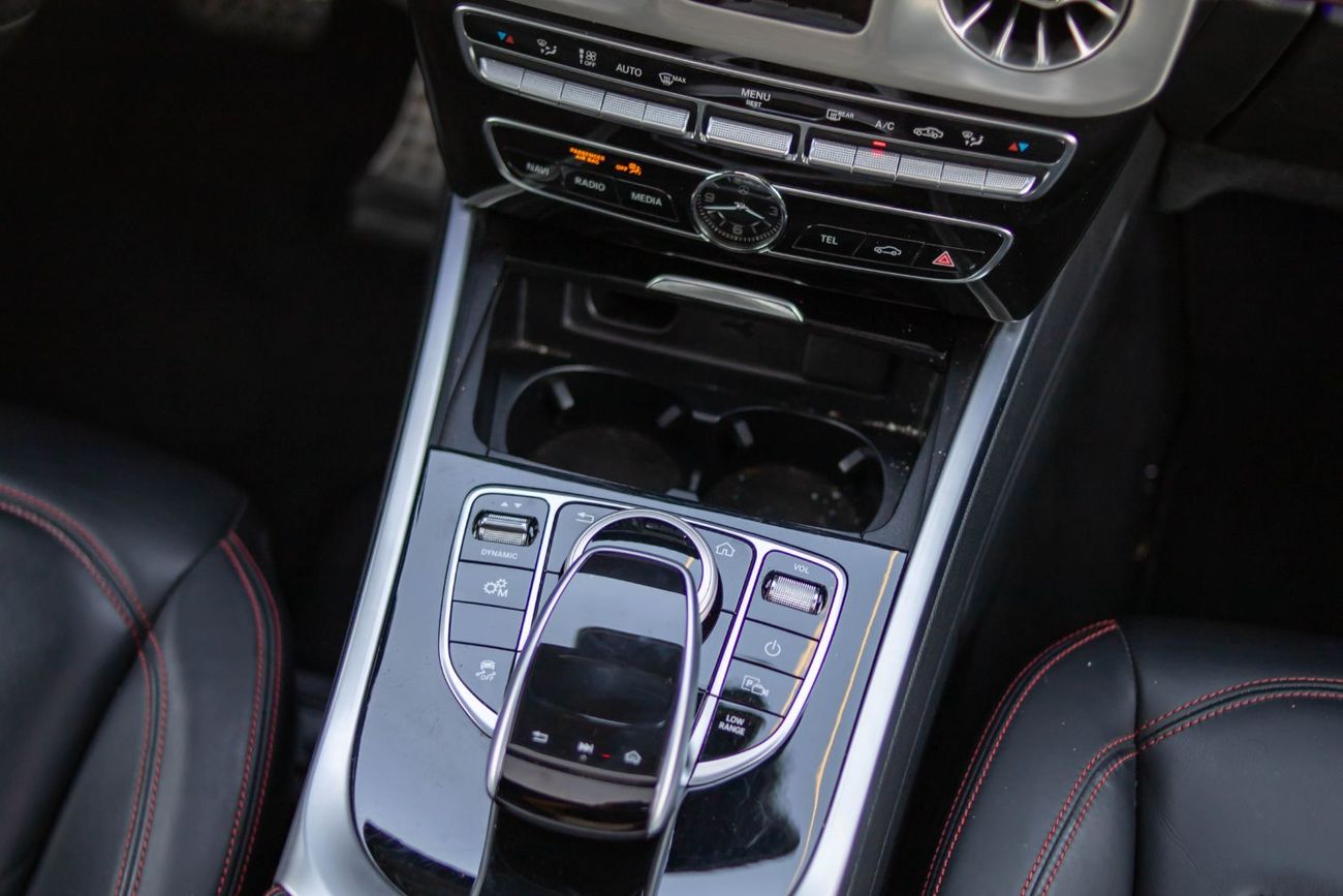 مرسيدس بنز G 550 2019 Mercedes-Benz G550. Equipped with a strong 4.0L V8 Biturbo engine, advanced 4MATIC AWD, and a p