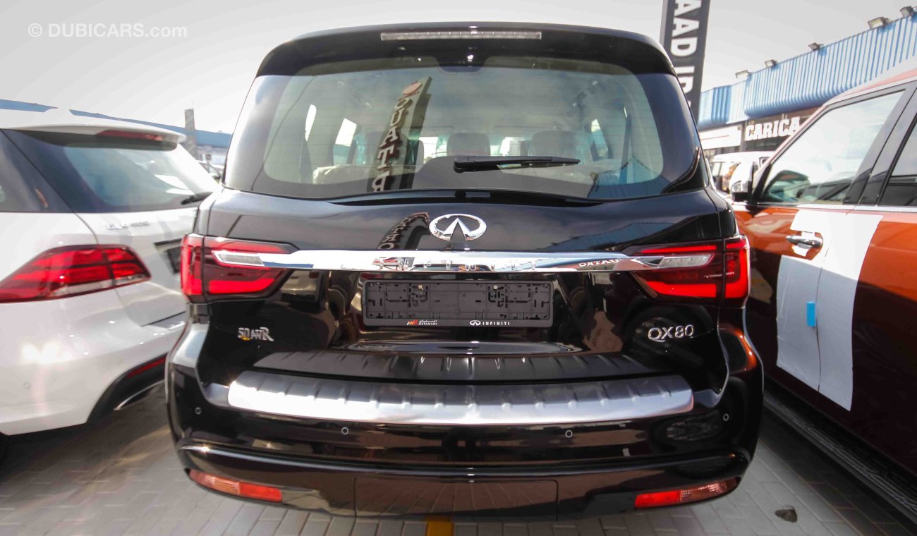 Infiniti QX80