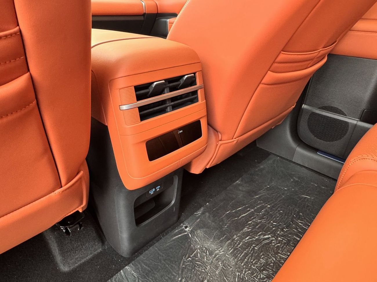 بي واي دي ليوبارد تيتانيوم 7 BYD Leopard 7 Ultra - 2025 (Export) Ready Stock