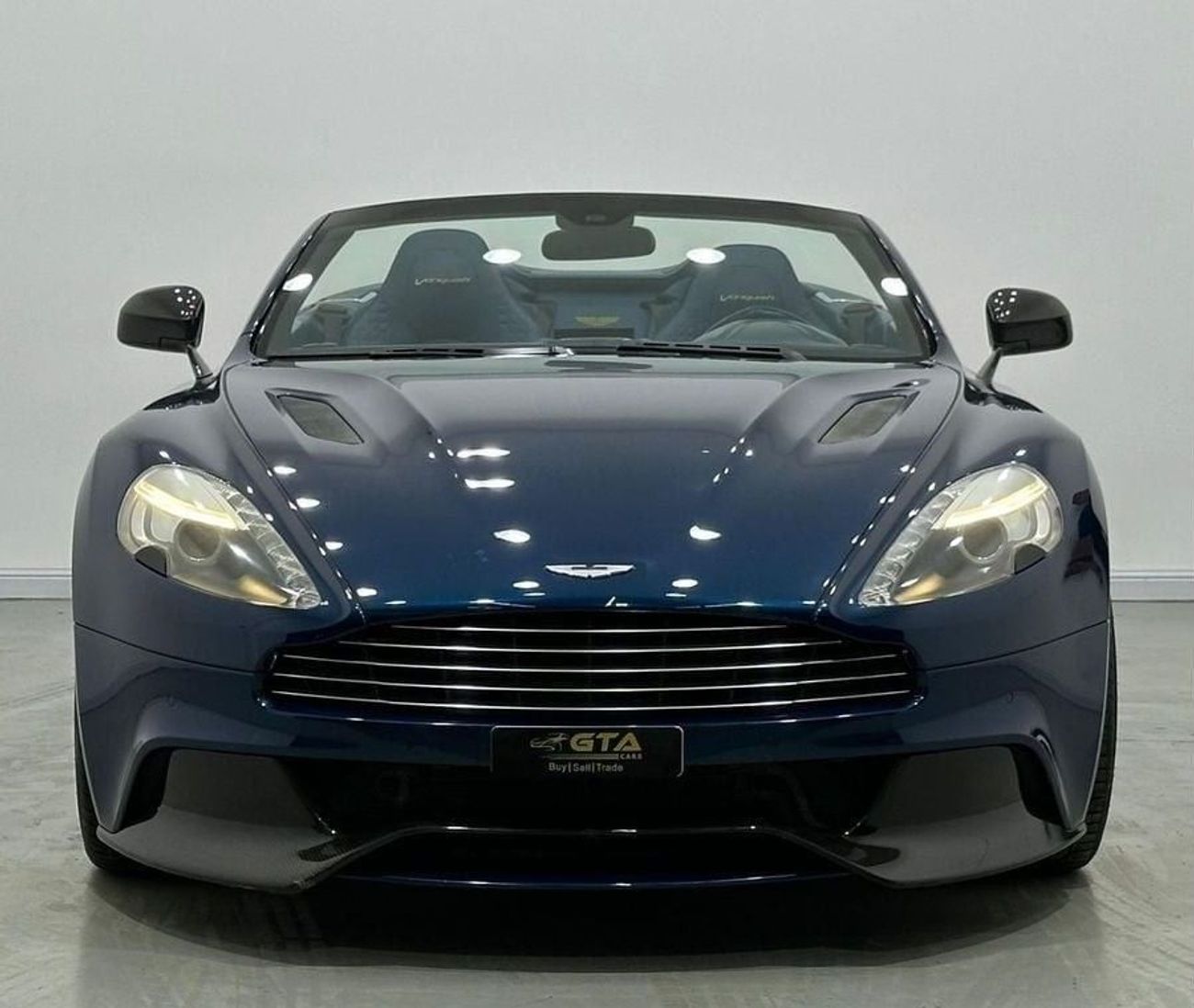 Aston Martin Vanquish Volante 6.0L 2015 Aston Martin Vanquish Volante V12 Convertible, Low