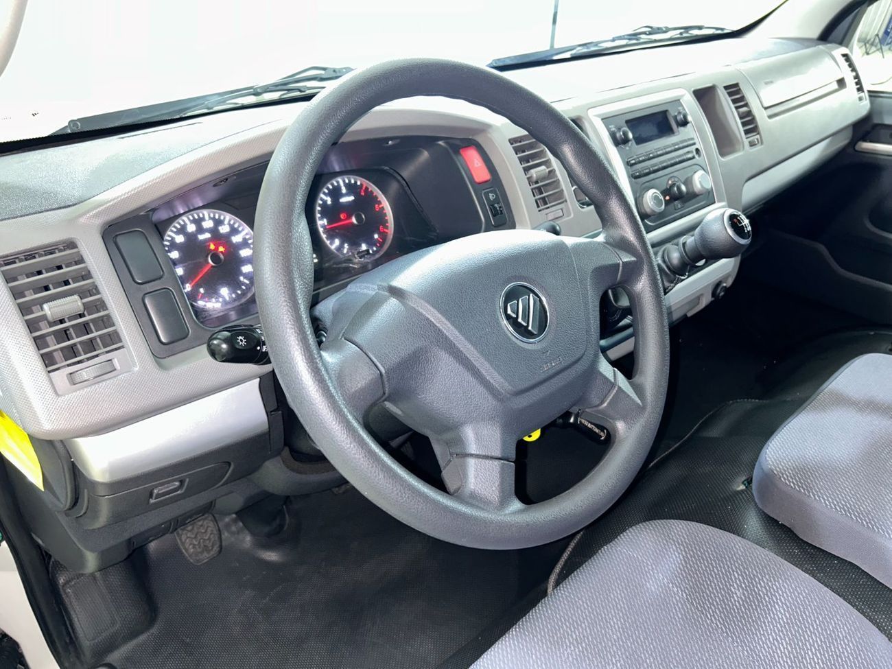 Foton View C Panel Van BJ5039 View CS2 Cargo Van HR MT Diesel / AL TAYER MOTORS / AL QOUZ SHOWROOM