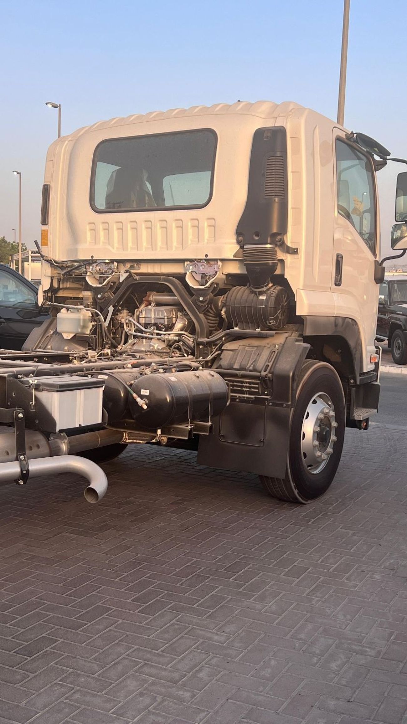 إيسوزو فوروارد Isuzu FVZ34P25 Cab Chassis 6X4