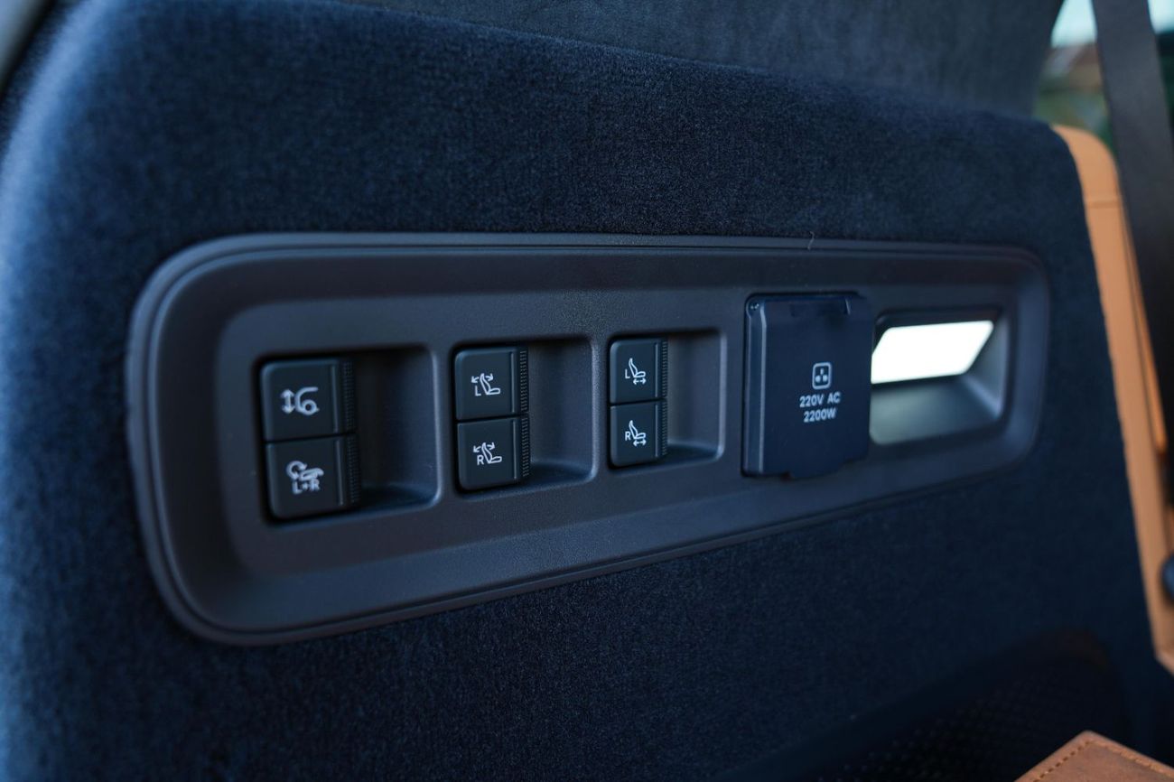 Zeekr 9X Zeekr X9 Ultra  2025 Obsidian Edition ( Black Edition )