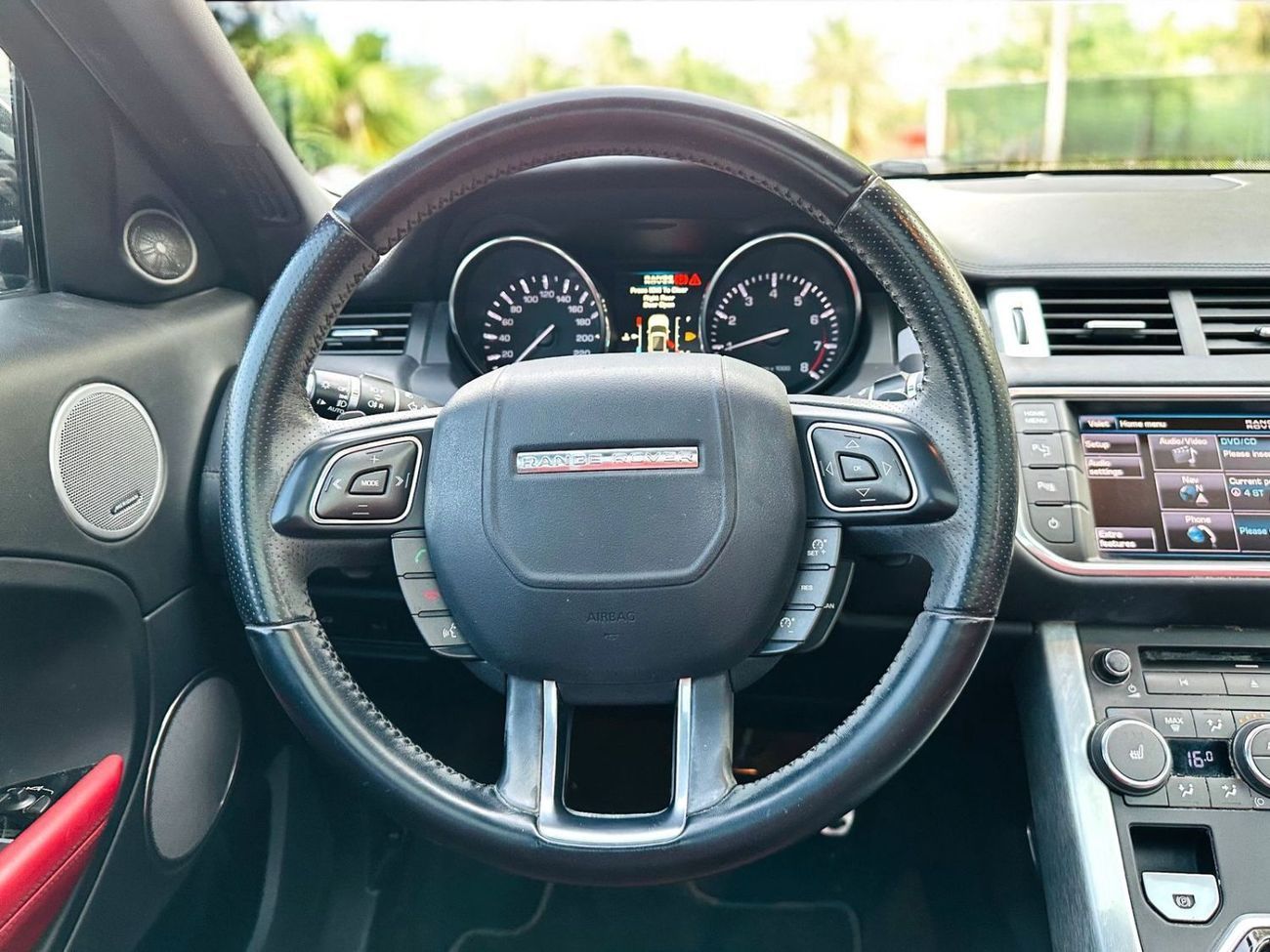 Land Rover Range Rover Evoque SE 2.0L SUV (5 Door)  2012 | GCC SPECS | PANORAMIC ROOF