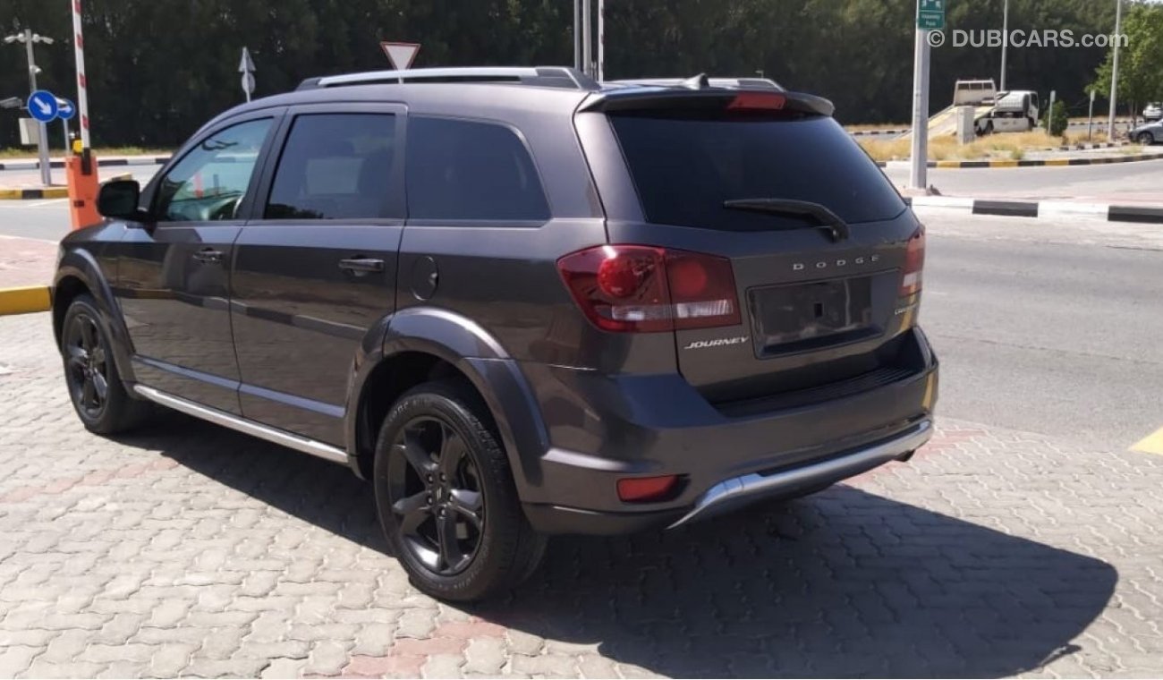 دودج جورني 2020 Dodge Journey CrossRoad Gray Very Clean Car