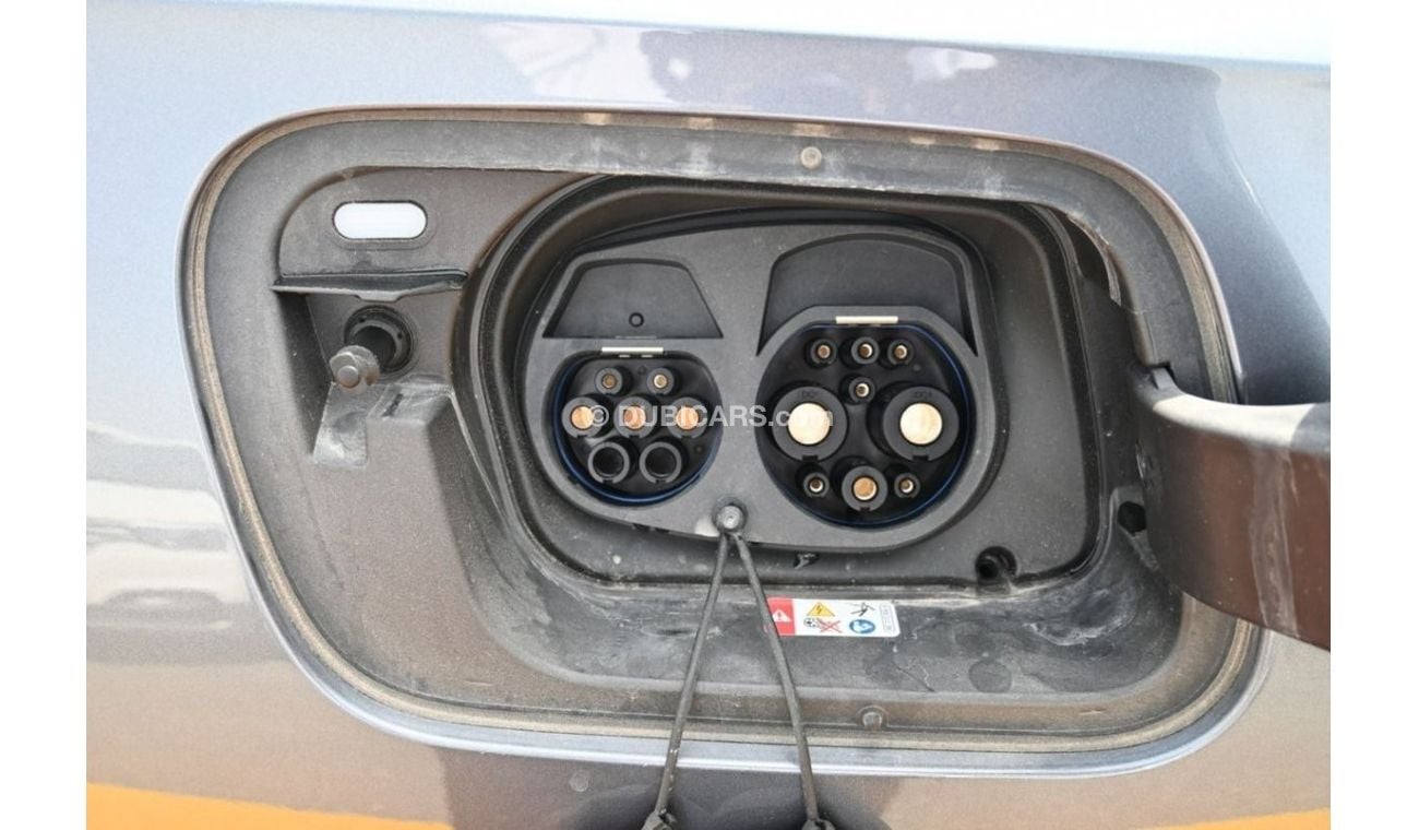 فولكس واجن ID.6 Volkswagen ID6 X Pure, FWD, 5 Doors Features: Electric Engine, 19inch Alloy wheels, Driver and Passe