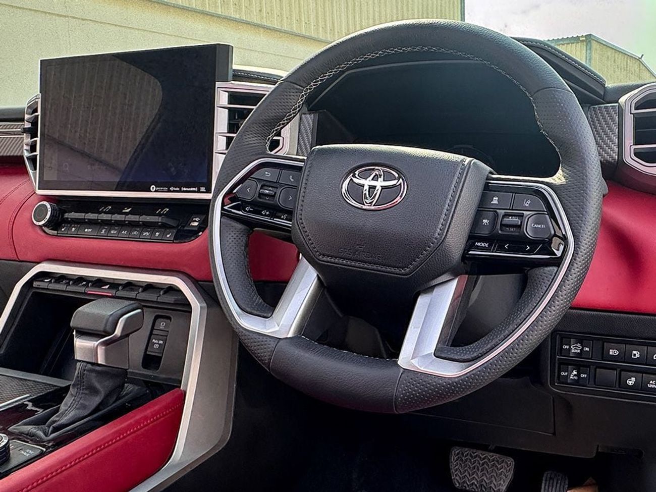 Toyota Tundra Capstone Hybrid V6 3.5L in RIGHT HAND DRIVE (EXPORT ONLY)