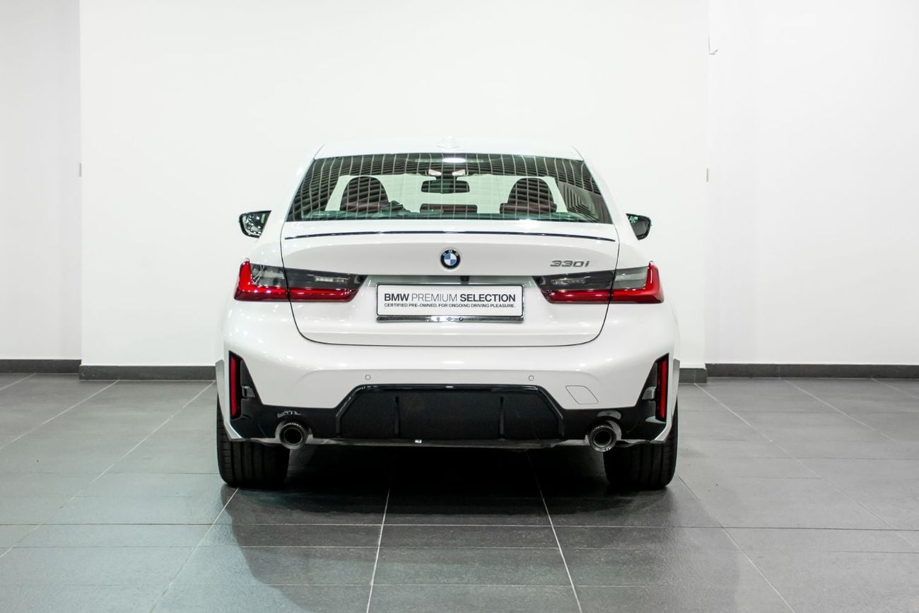 BMW 330i LUXURY M SPORT