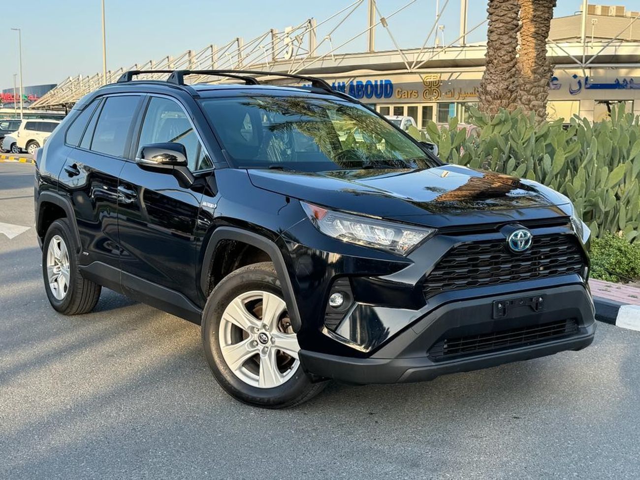 تويوتا راف ٤ 2019 HYBRID RUN AND DRIVE AWD USA IMPORTED