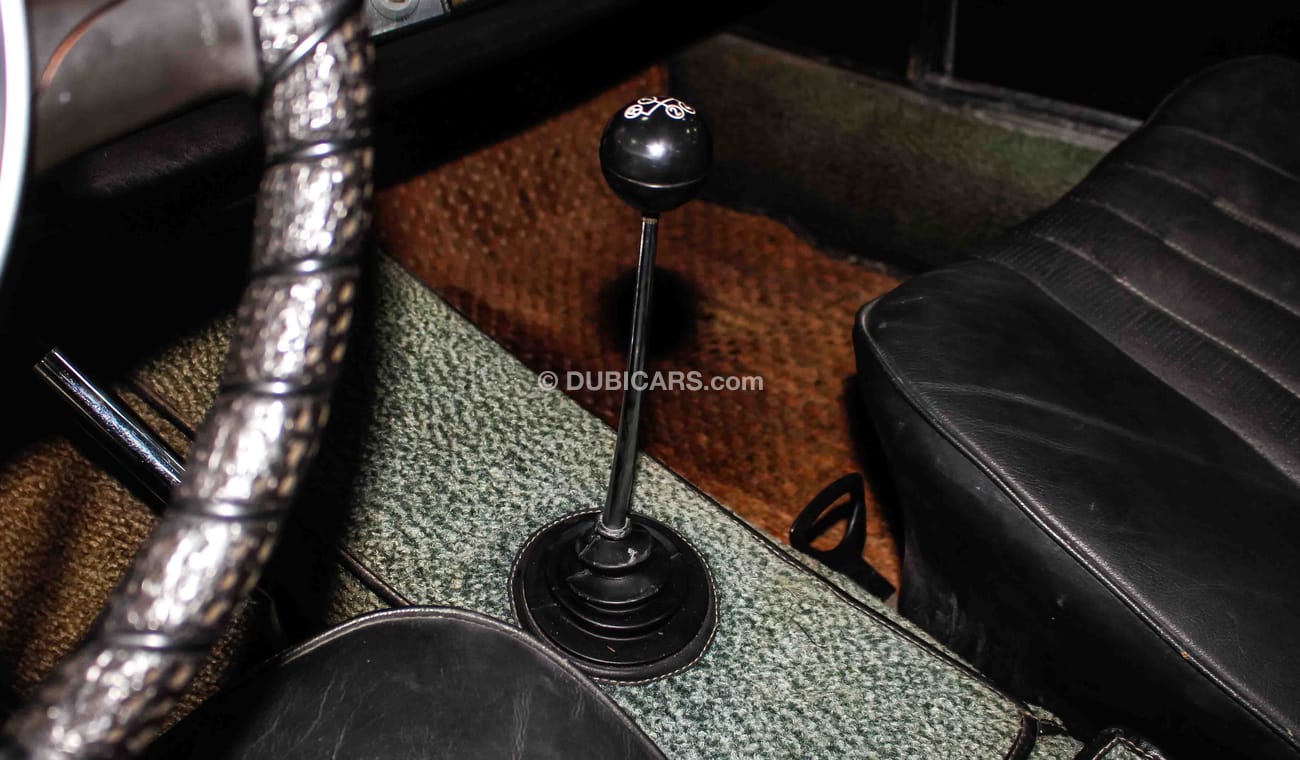 Mercedes-Benz 280 SL