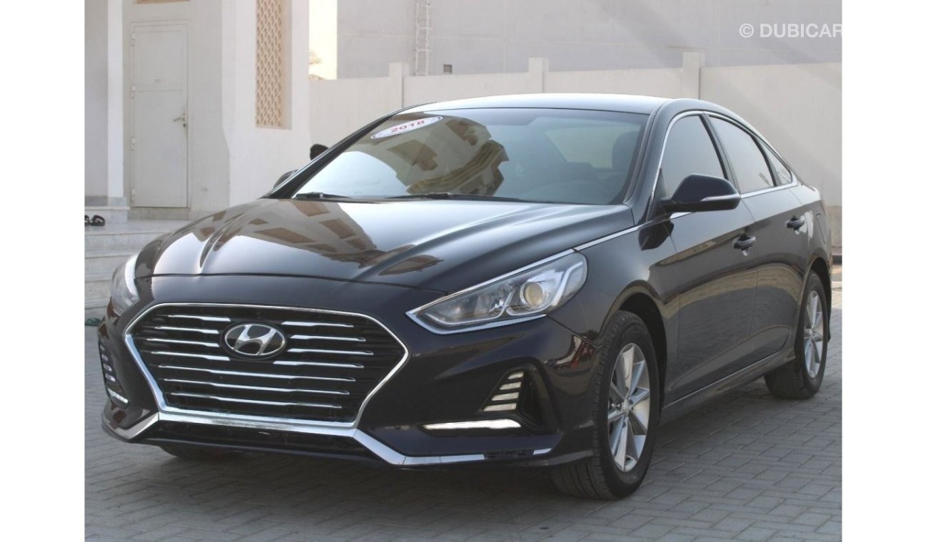 Hyundai Sonata hyundai sonata 2018 blue GCC excellent condition without accident