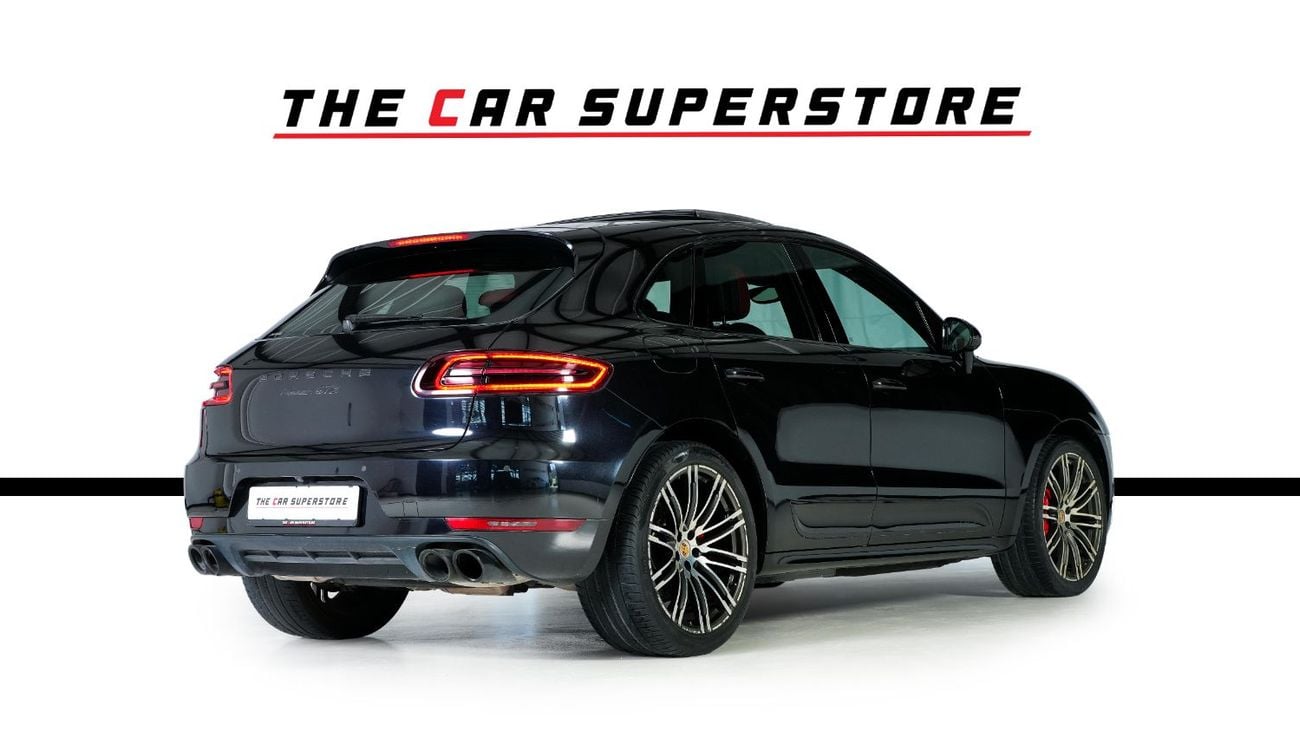 Porsche Macan GTS 3.0L (360 HP) Red Brake Calipers- GCC- Full Porsche Service history