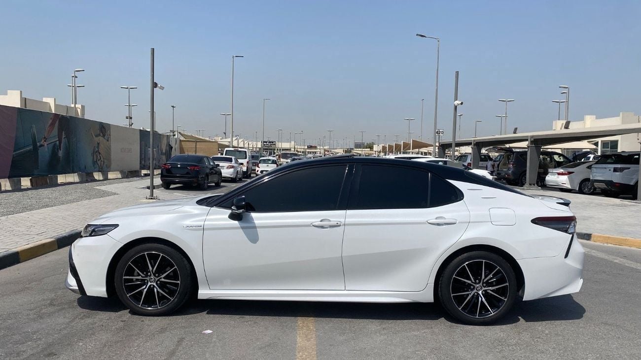 Toyota Camry Grande 3.5L GCC Under Warranty