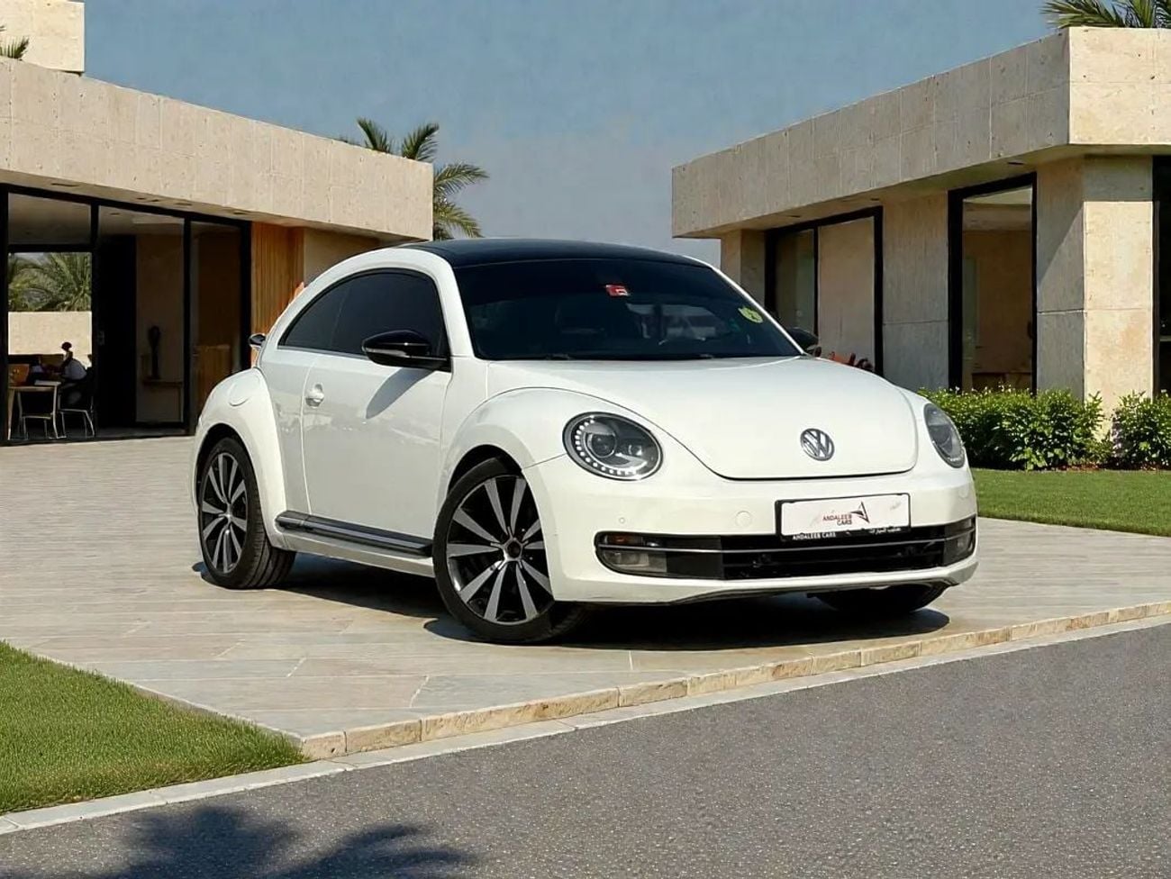 Volkswagen Beetle !! EID SALE !! 1 YEAR FREE WARRANTY !!  VOLKSWAGEN BEETLE 2.0 TSI A/T | 2015 | GCC SPECS
