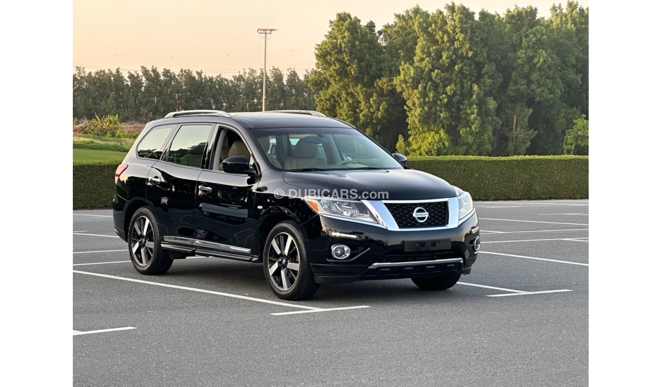 Nissan Pathfinder Platinum MODEL 2013 GCC CAR PREFECT CONDITION INSIDE AND OUTSIDE FULL OPTION PANORAMIC ROOF LEATHER