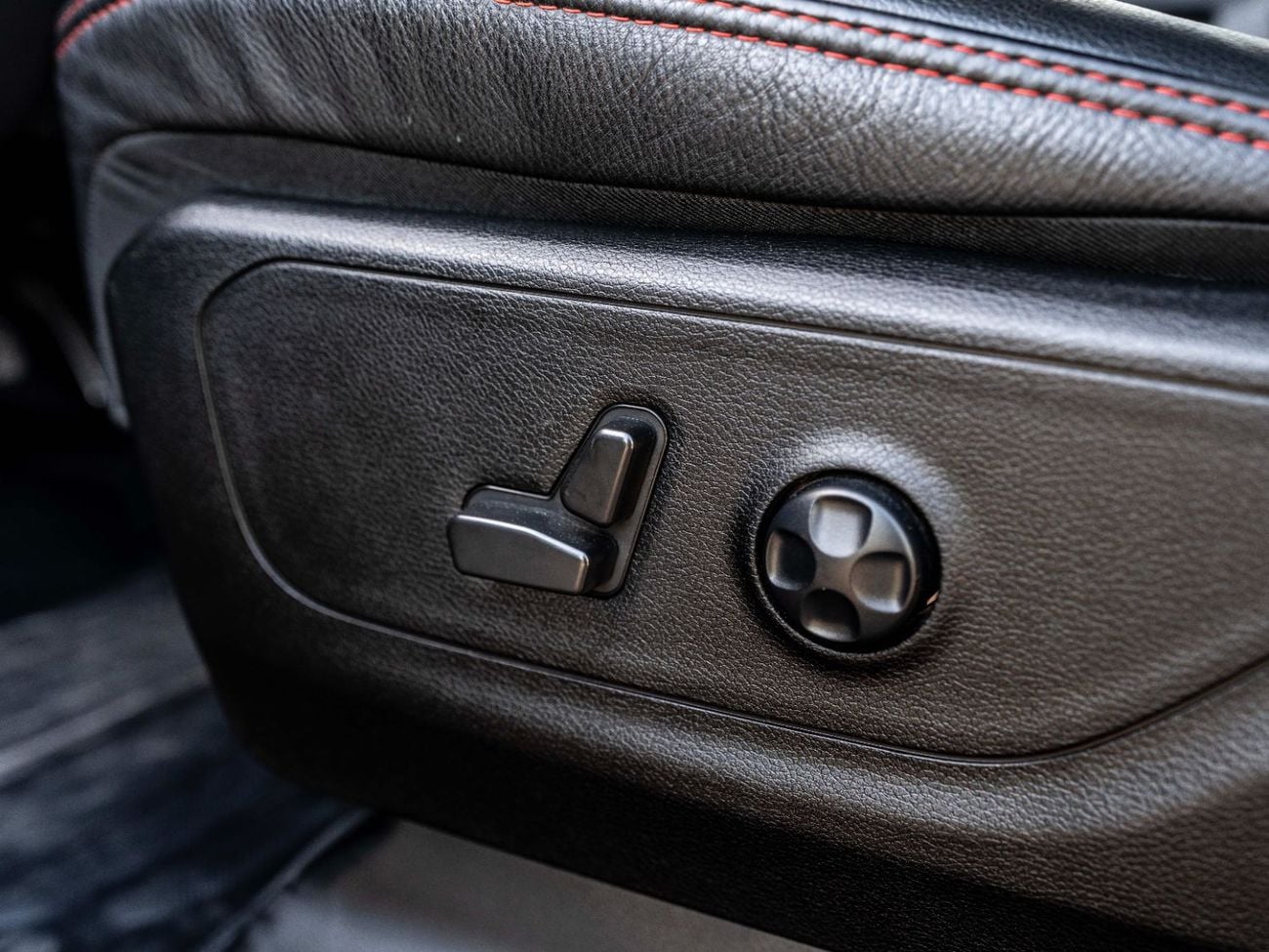 رام 1500 TRX Crew Cab 6.2L