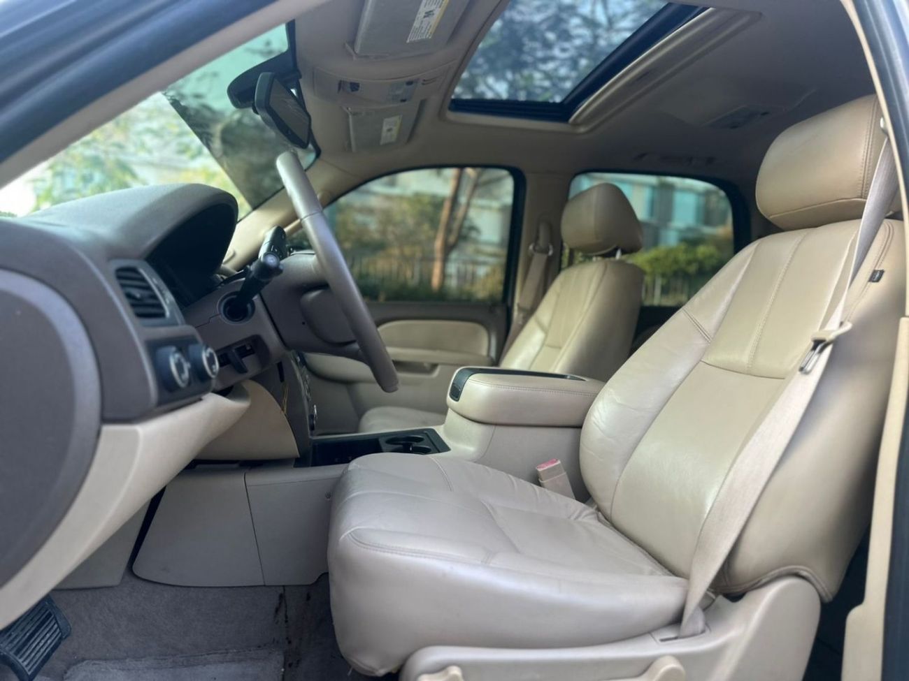 Chevrolet Tahoe LTZ 5.3L 4WD (8 Seater)