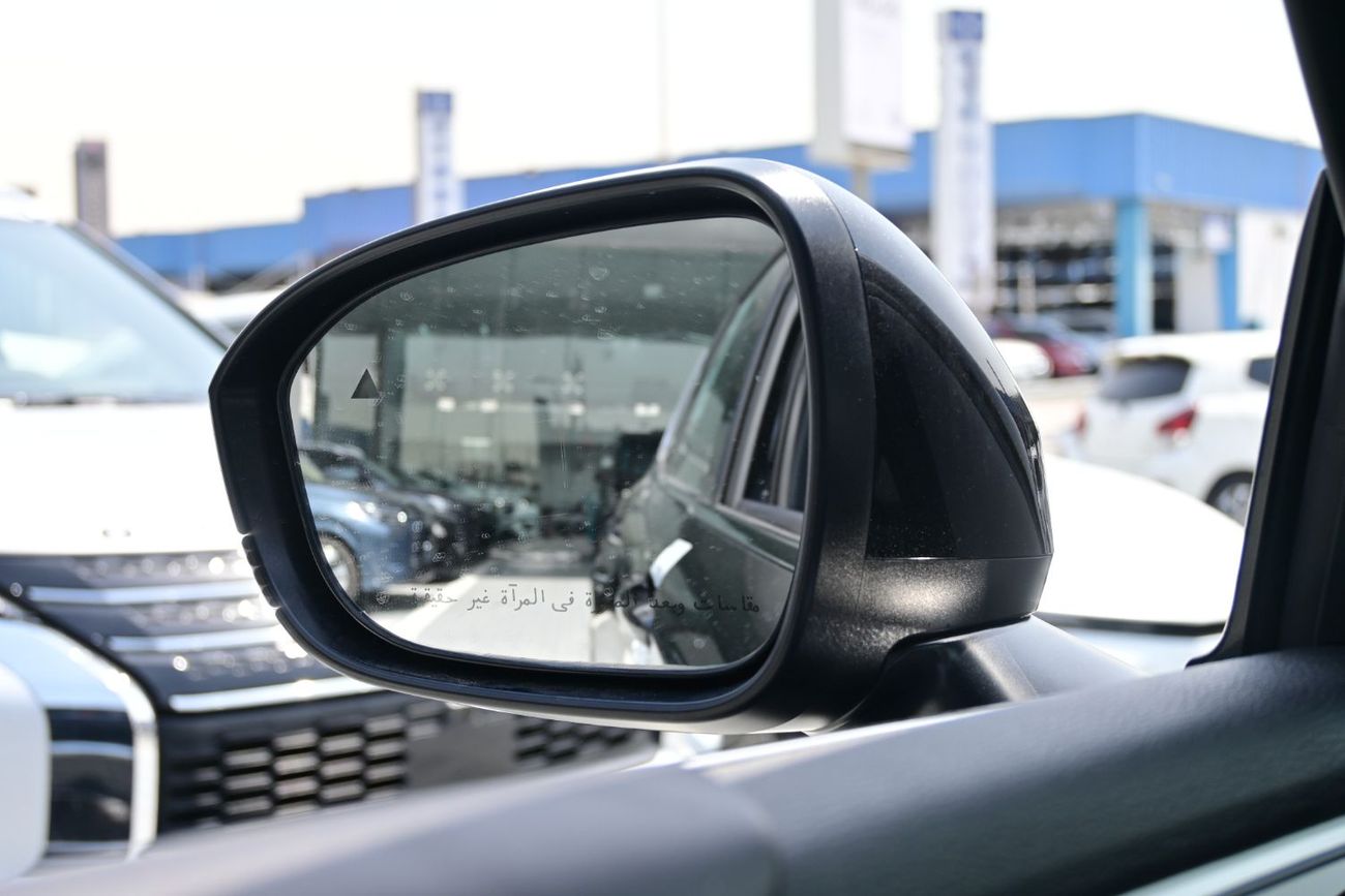 ميتسوبيشي آوتلاندر Mitsubishi Outlander P-Line 2.5L Petrol 4WD, Model 2025, Color Black