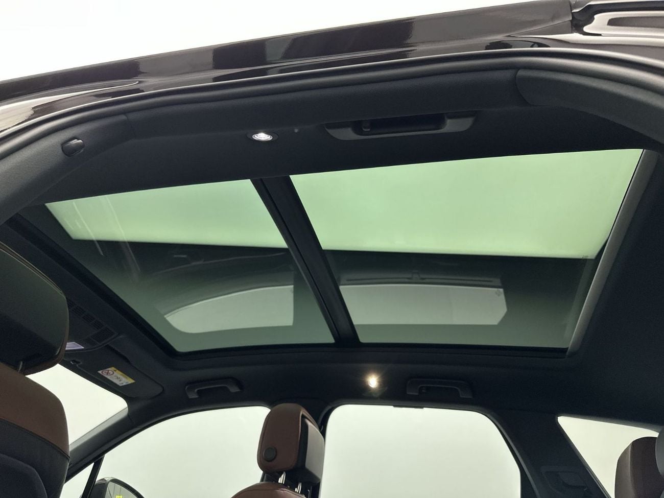 فولكس واجن طوارق 3L | VW Certified | Ventilated Front Seats, V6 4MOTION & Smart Driving Pack