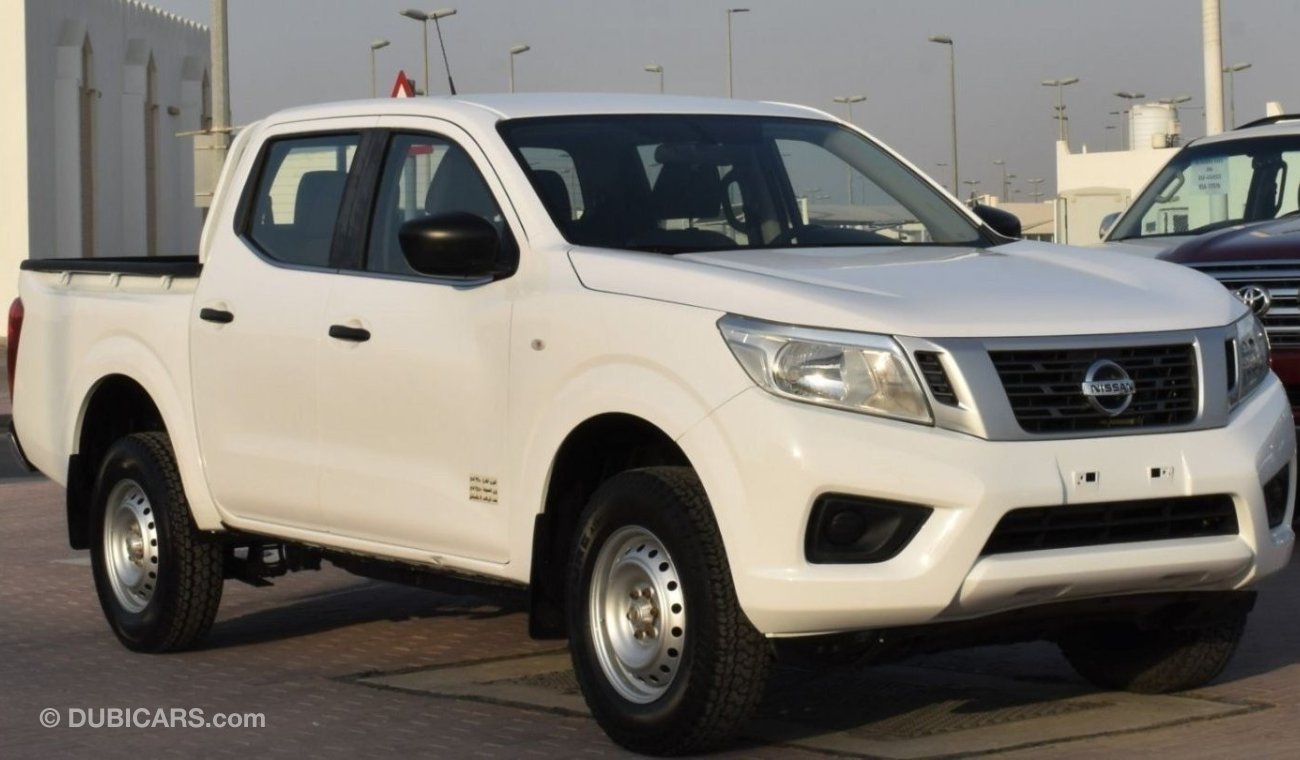 نيسان نافارا 2018 | NISSAN NAVARA LE 4X4 | MT | 5-SEATER DOUBLE CABIN | MANUAL TRANSMISSION | GCC | VERY WELL-MAI