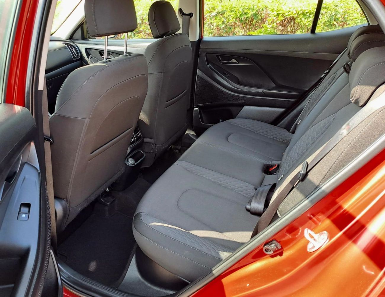 Hyundai Creta Mid 1.6L HYUNDAI CRETA 2024 1.6L GCC (930/-MONTHLY)