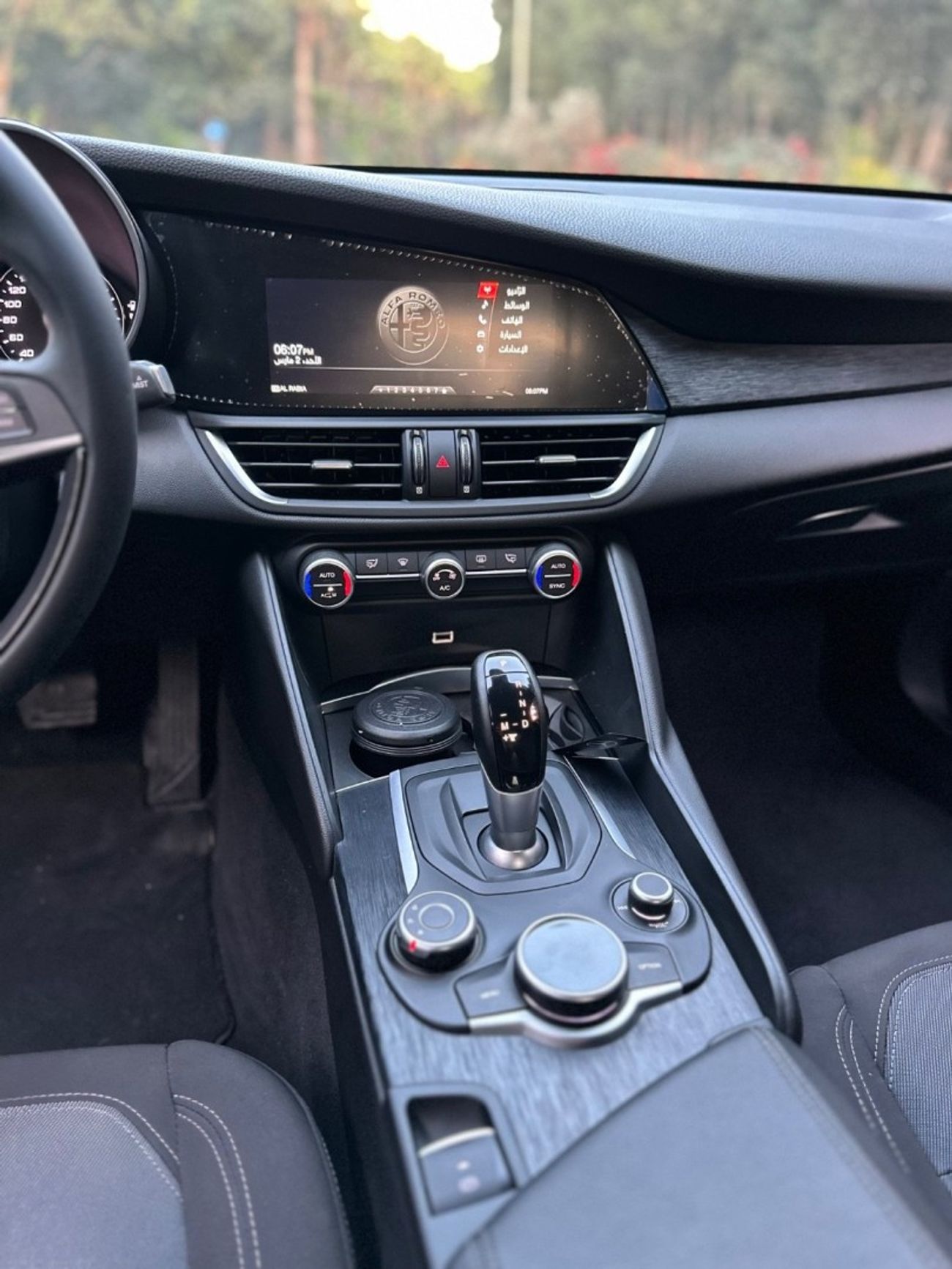 Alfa Romeo Giulia Veloce 2.0L AWD | 2019 | GCC Specs | Gargash | Full Service History | Excellent Condition