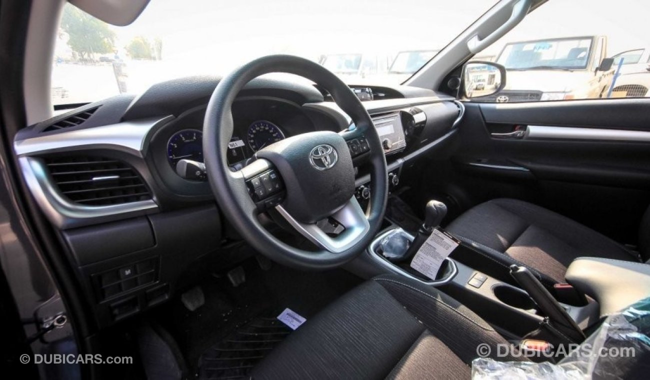 Toyota Hilux SR5 2.4L Diesel 4WD تويوتا هايلوكس