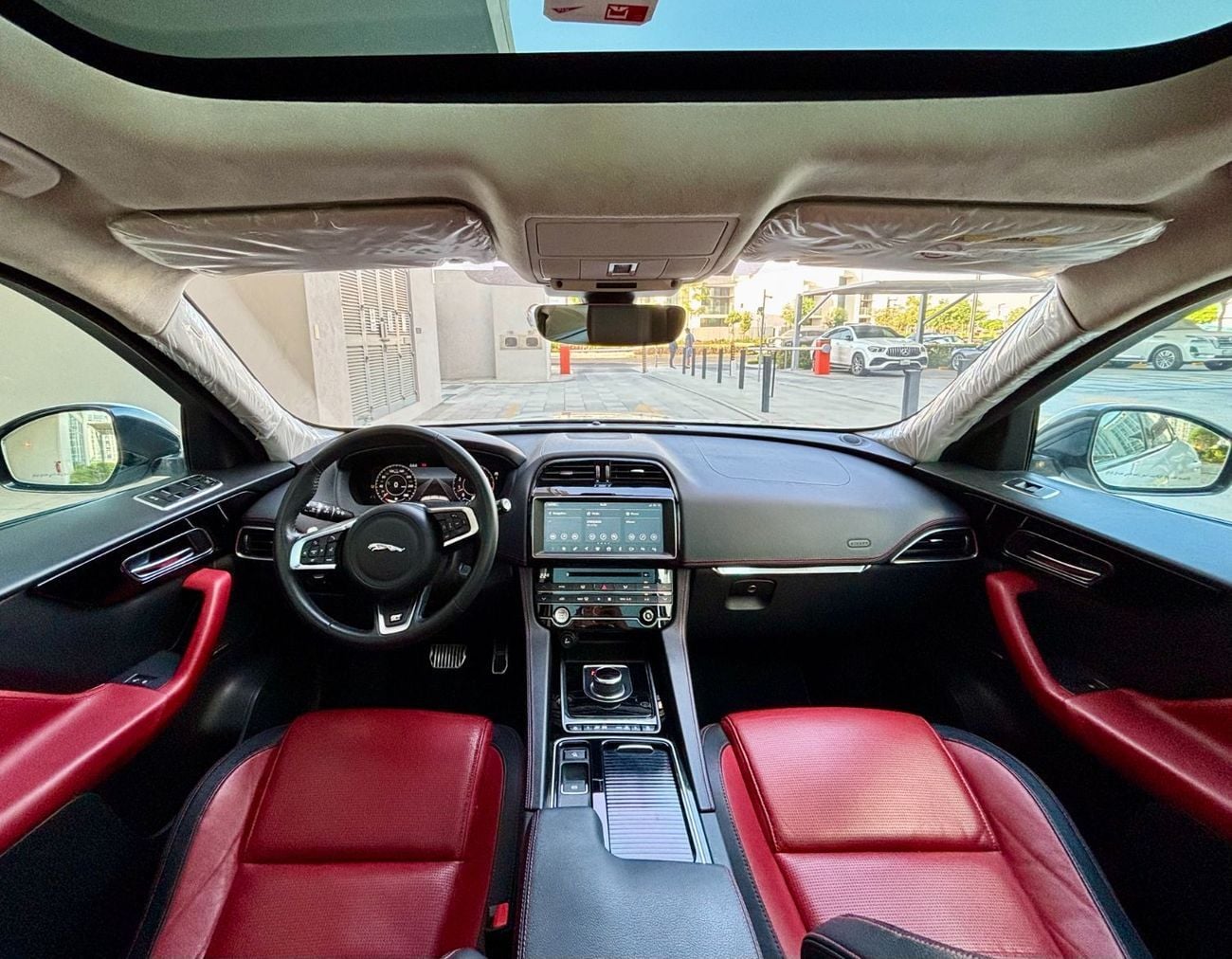 Jaguar F-PACE Jaguar F-Pace R-Sport 3.0L V6 Supercharged – 2020 – GCC Specs