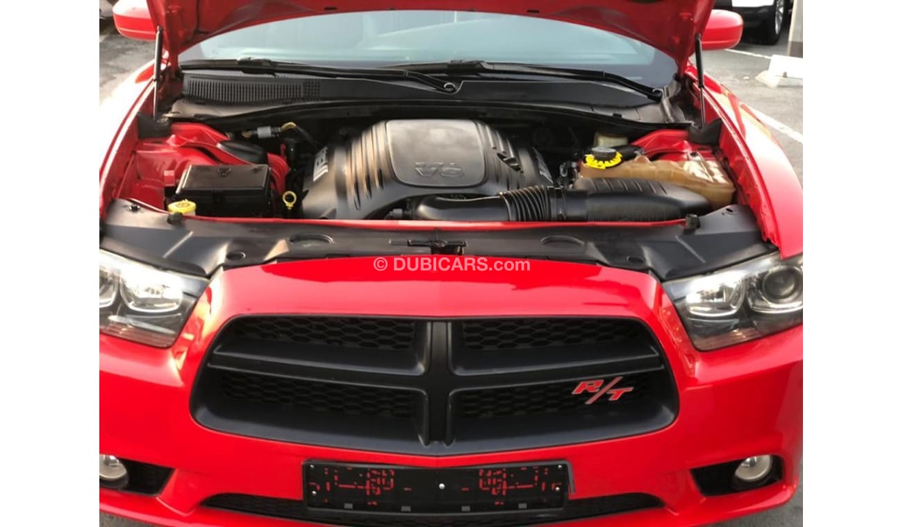 Dodge Charger Dodge Charger RT model 2014 engine 5.7  car prefect condition full option sun roof leather seats su