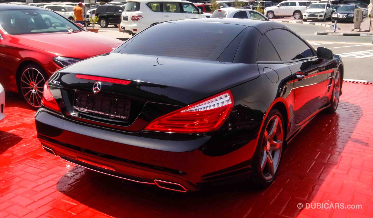 Mercedes-Benz SL 400 With SL500 Badge