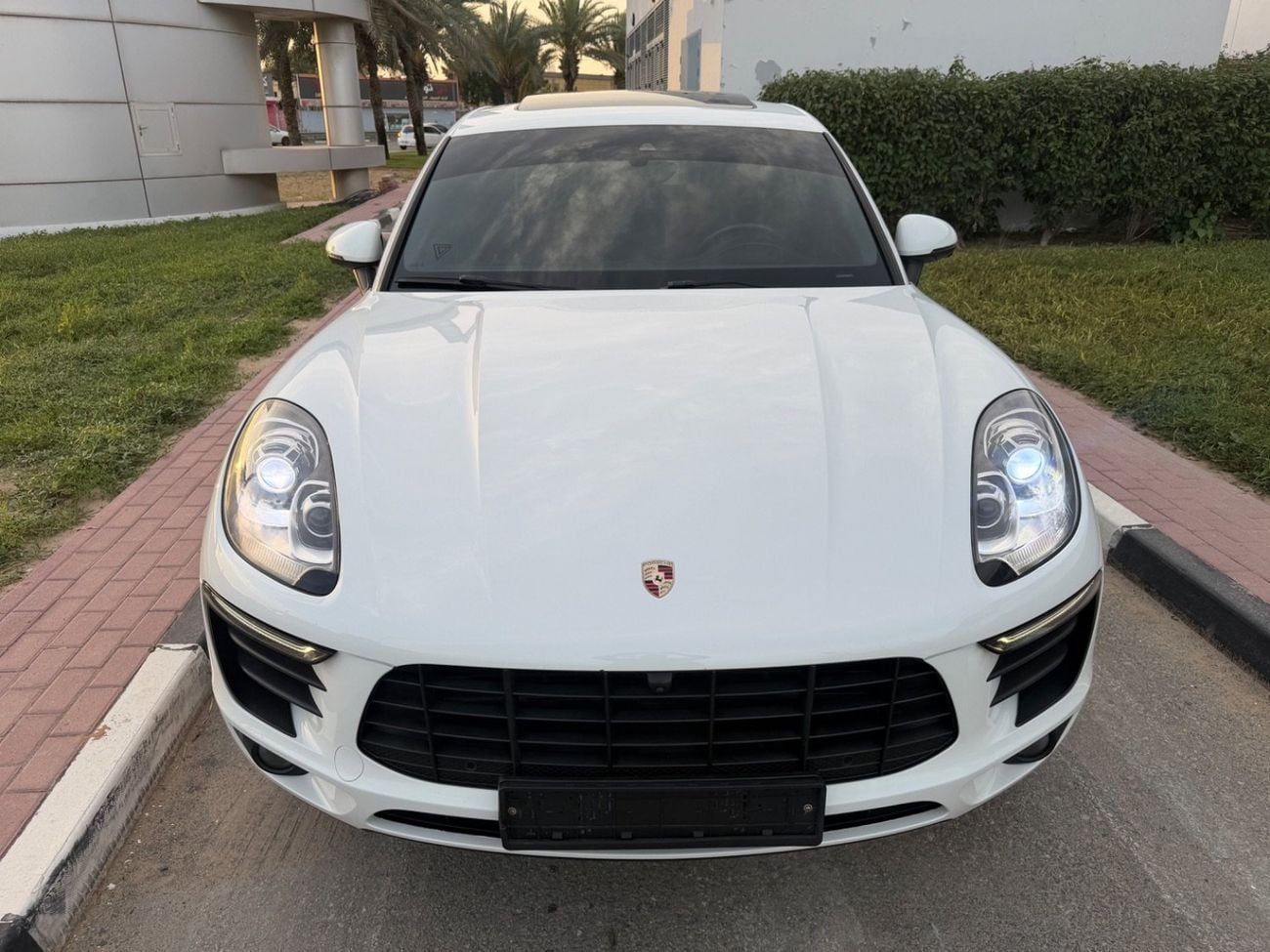 Porsche Macan T 2.0L (260 HP)