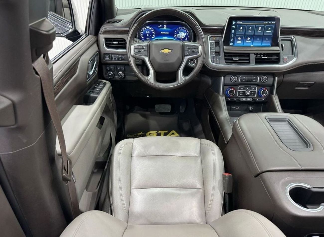 شيفروليه سوبيربان LT 5.3L 4WD 2023 Chevrolet Suburban LT, Nov 2025 Chevrolet Warranty, Low Kms, 8 Seater, GCC