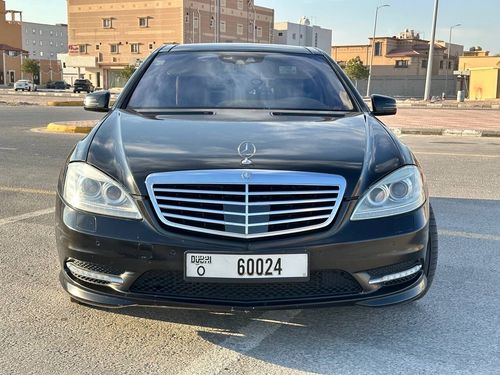 مرسيدس بنز S 500
