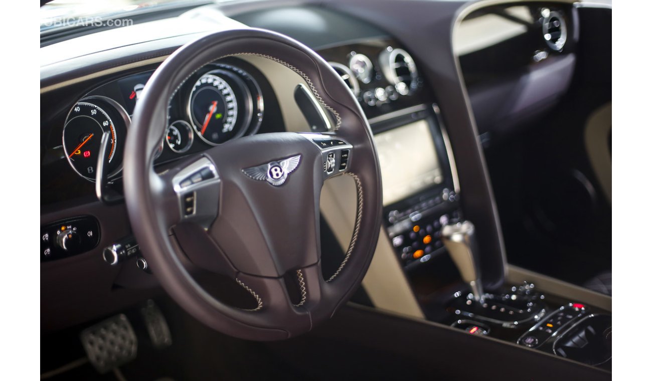 Bentley Continental GT Speed 6.0L W12 Twinturbo 2016 - Under Warranty / Only 700KM Mileage (( Elegant Features ))