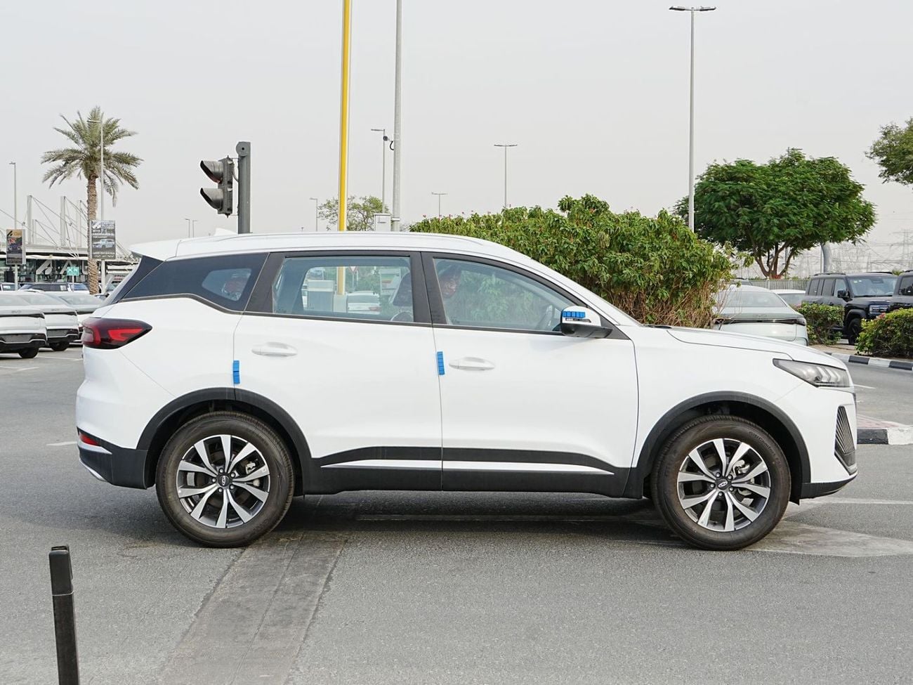 Chery Tiggo LUXURY 2027 CHERY TIGGO 7 CHAMPION LUXURY 1.5L SUV FWD GCC BRAND NEW 0KM