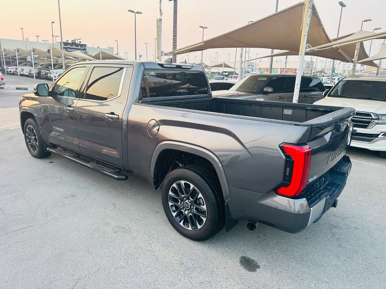 Toyota Tundra SR (NON GCC)