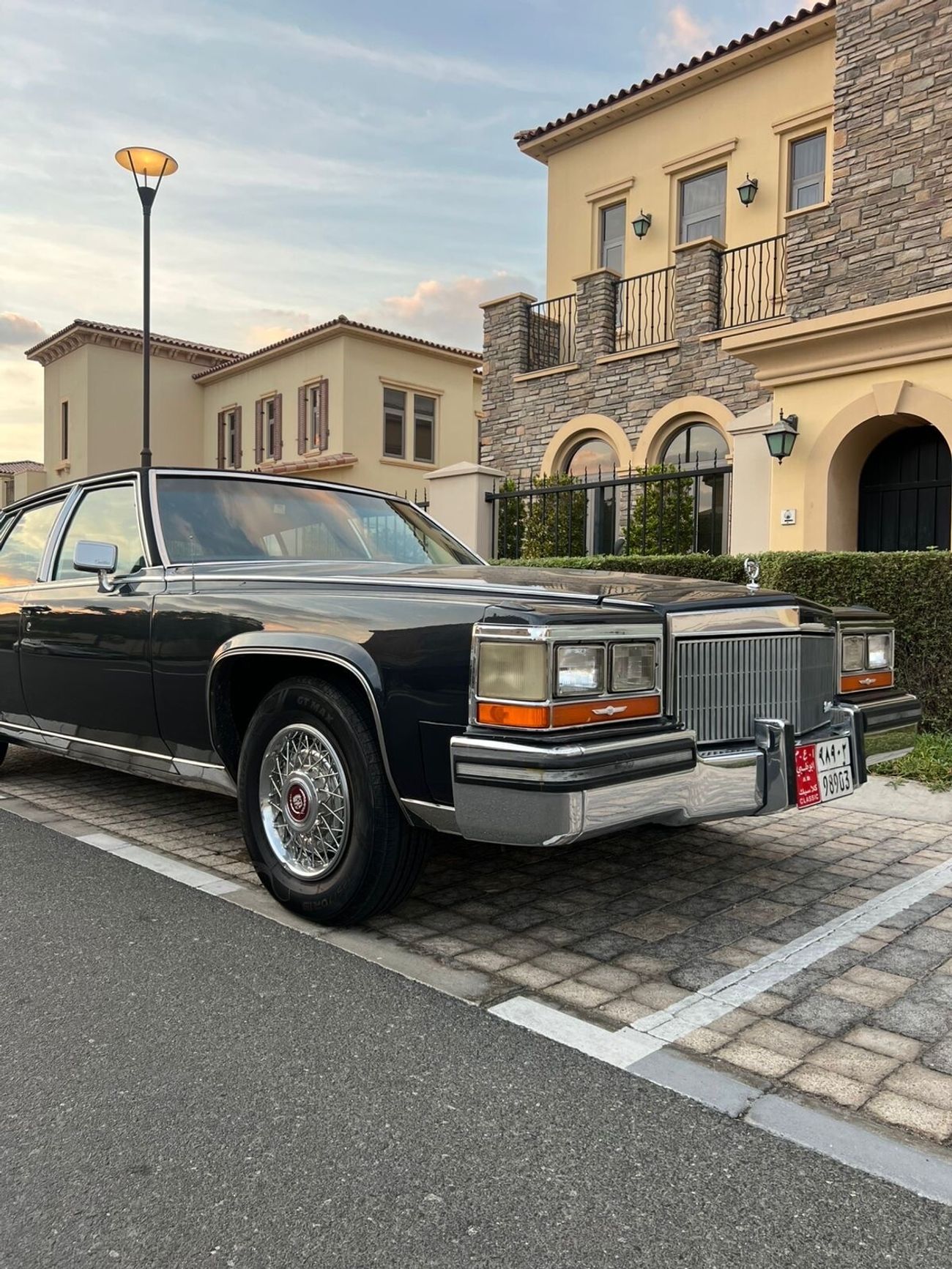 كاديلاك بروجهام 5.7L