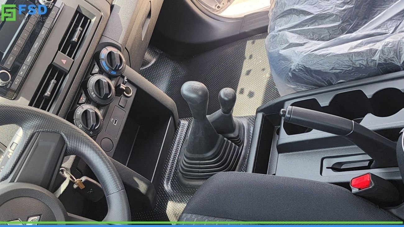 ميتسوبيشي L200 Mitsubishi L200 2.4L Diesel D-Cabin 4x4 GL M/T Mid-Line MY-2025