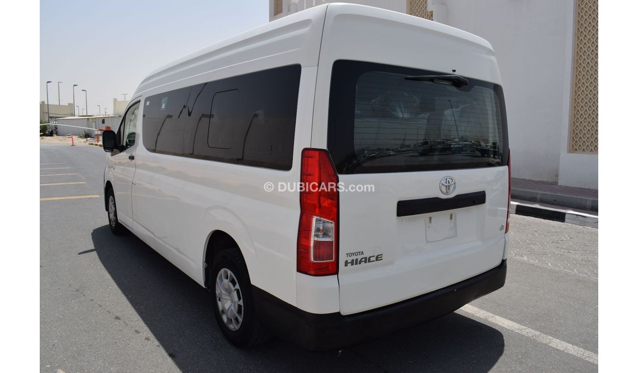 Toyota Hiace GLS - High Roof Toyota Hiace Highroof Bus 13 seater 3.5L, model:2020. Only done 83000 km