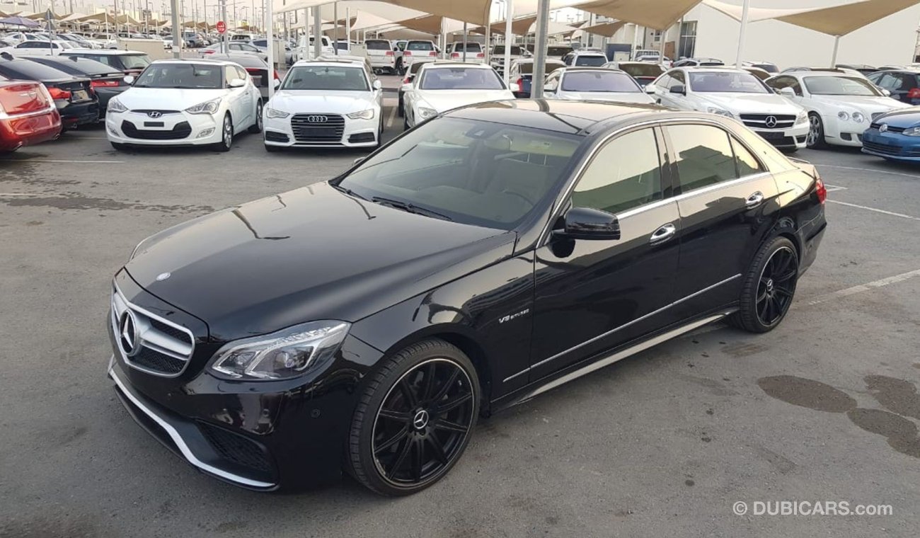 مرسيدس بنز E 63 AMG موديل 2011 وارد حاله نظيفه جدا فل مواصفات كراسي جلد ومثبت سرعه وتحكم كهربي كامل ونظام صوت ممتاز وكام