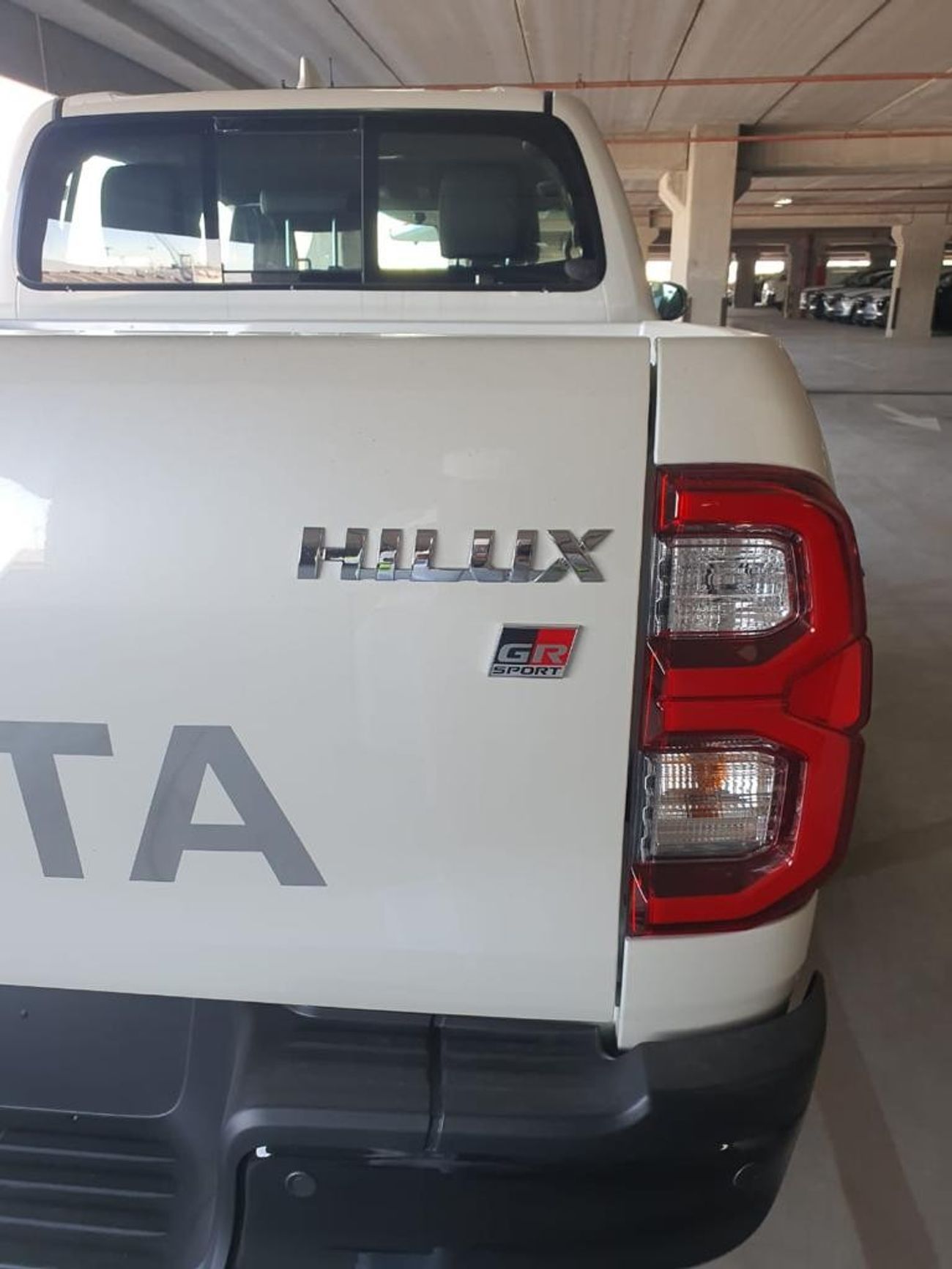 Toyota Hilux 2023 Toyota Hilux GR Sport 4.0L V6