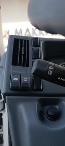 Isuzu Reward isuzu reward-np