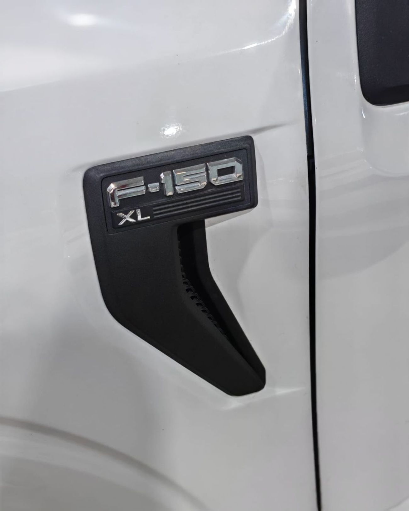 فورد F 150 XLT 3.5L (5 Seater)