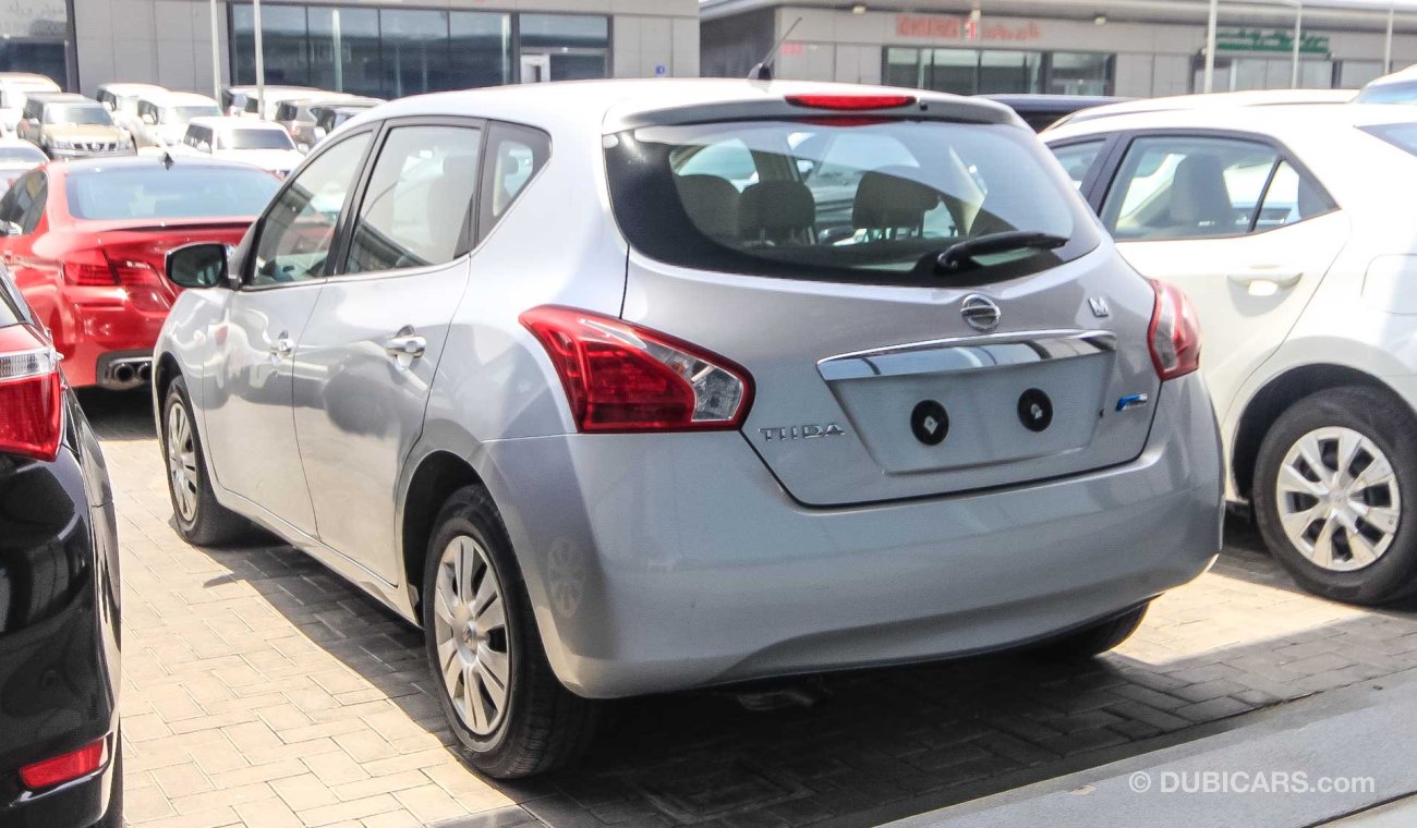 Nissan Tiida