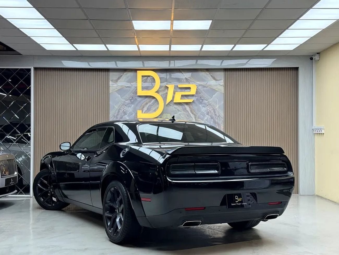 Dodge Challenger SXT Plus