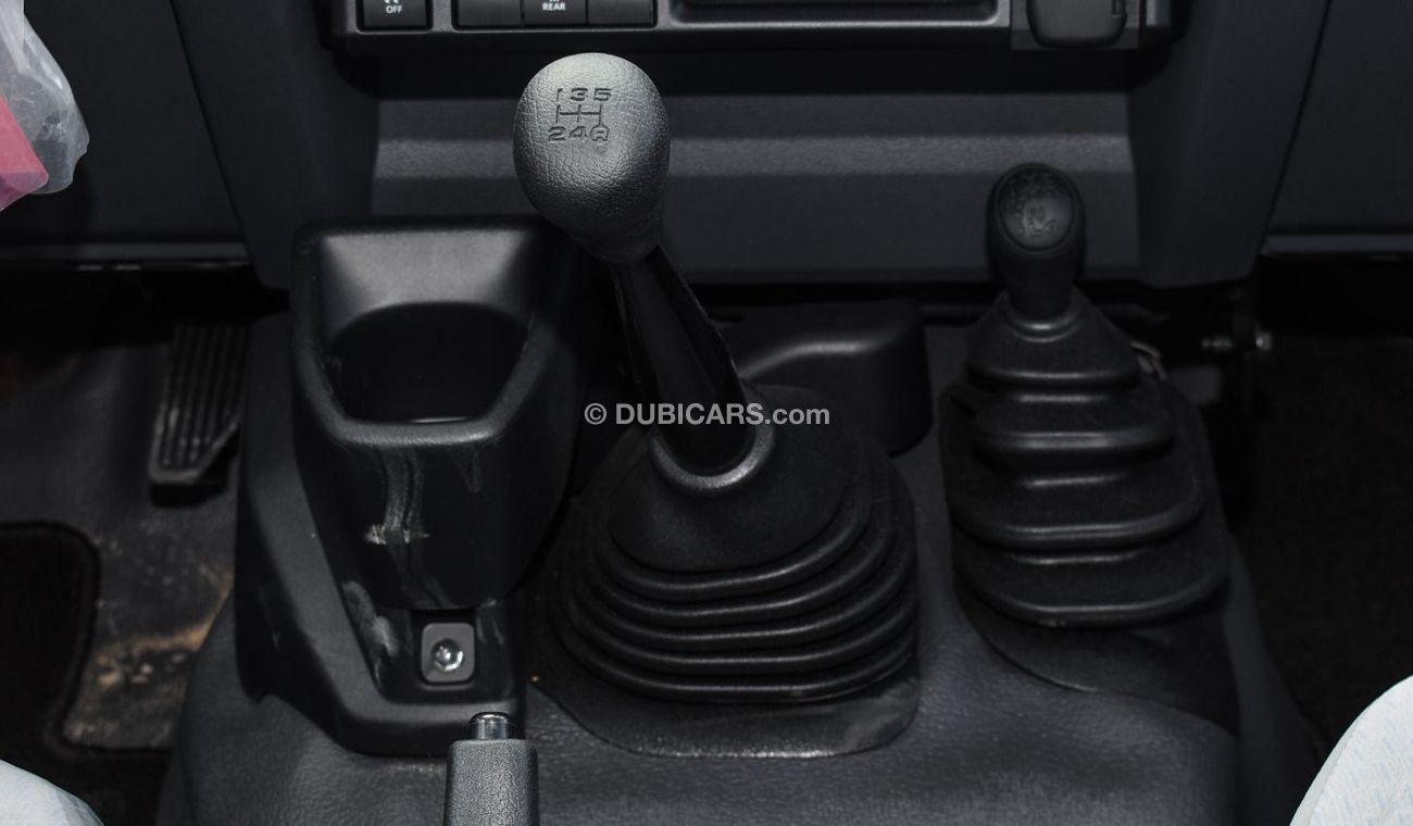 تويوتا لاند كروزر 70 4.0L V6 Petrol