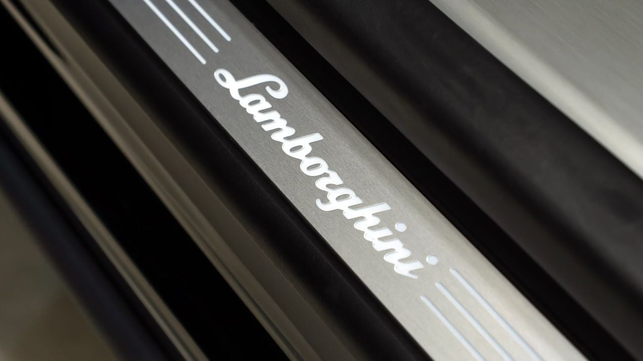 لامبورغيني اوروس 2024 | BRAND NEW | LAMBORGHINI URUS S - V8 | EUROPEAN SPECS | 0 KM MILEAGE | PERFECT CONDITION