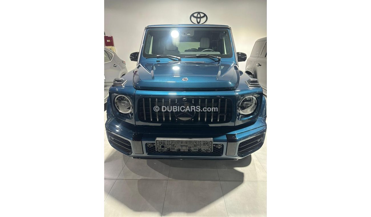 Mercedes-Benz G 63 AMG Ocean blue