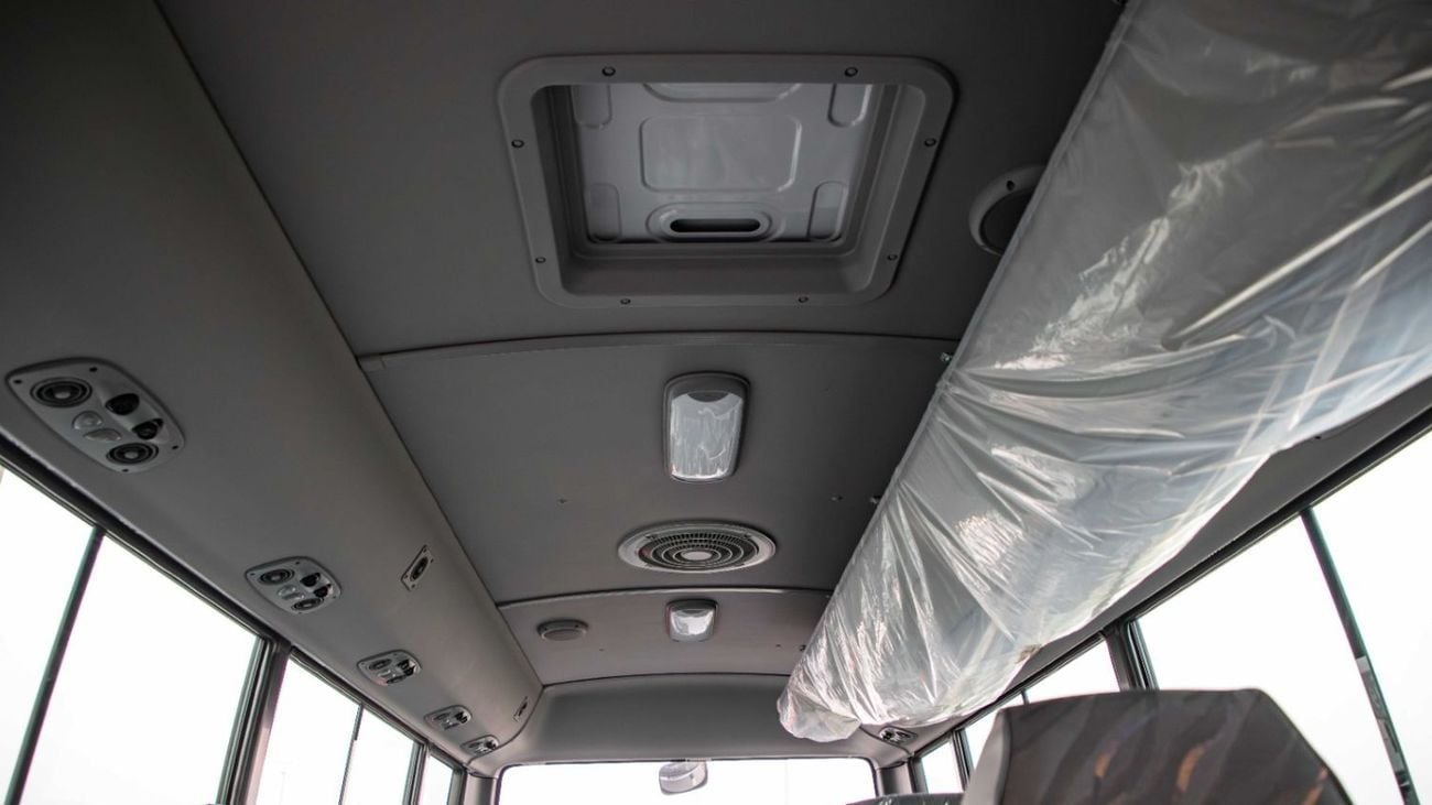 هيونداي كونتي FL 28-seater 3.9L Diesel | GCC Specs | 2026 | For Local Registration +10%